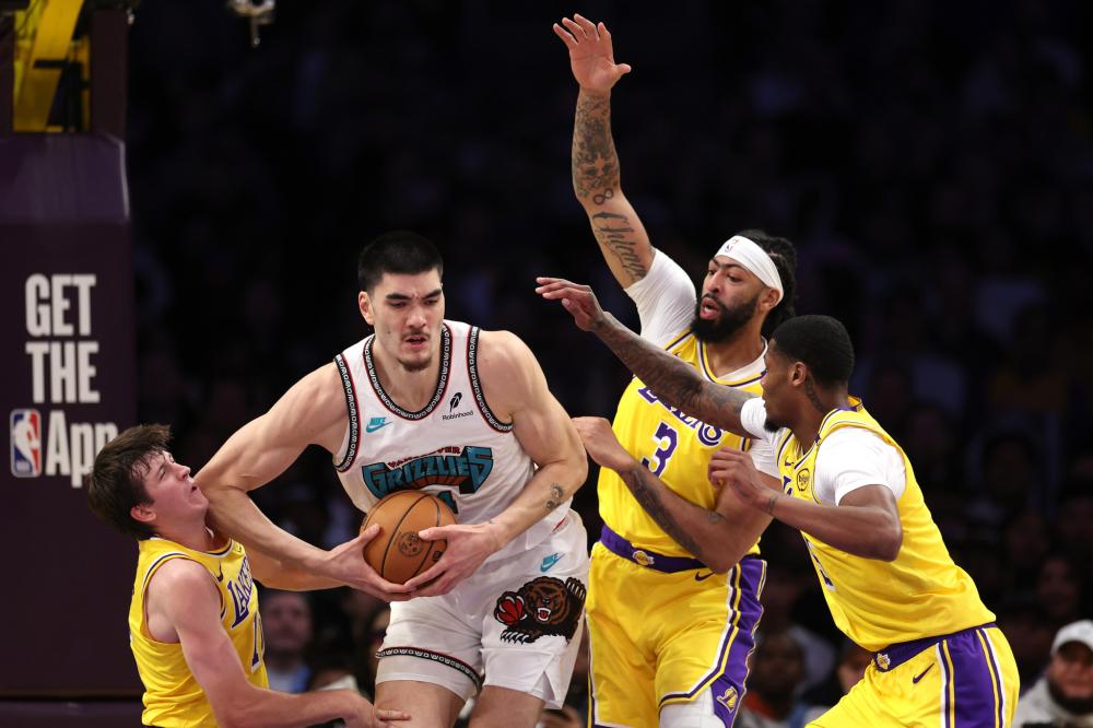 而勇士队作 而勇士队作