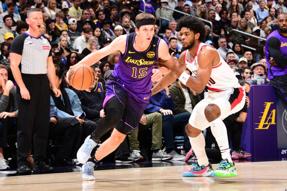 略及优势展 略及优势展