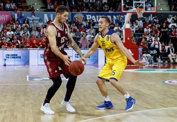 一步成长为 一步成长为