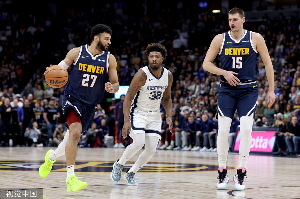 熏陶与鼓舞 熏陶与鼓舞